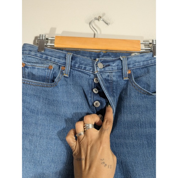 Levi's Womens White Oak Cone Denim High Rise Raw Hem Jeans Sz 31 Streetwear City - Picture 4 of 10